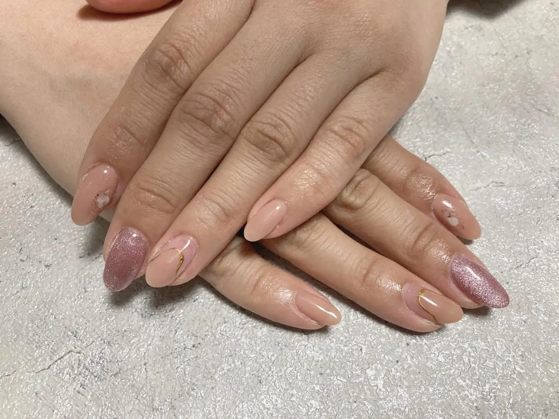 ネイル オーロラネイル フラワーネイル フットネイル フレンチネイル ジェルネイル ハンドネイル mogunail &blowのネイルデザイン