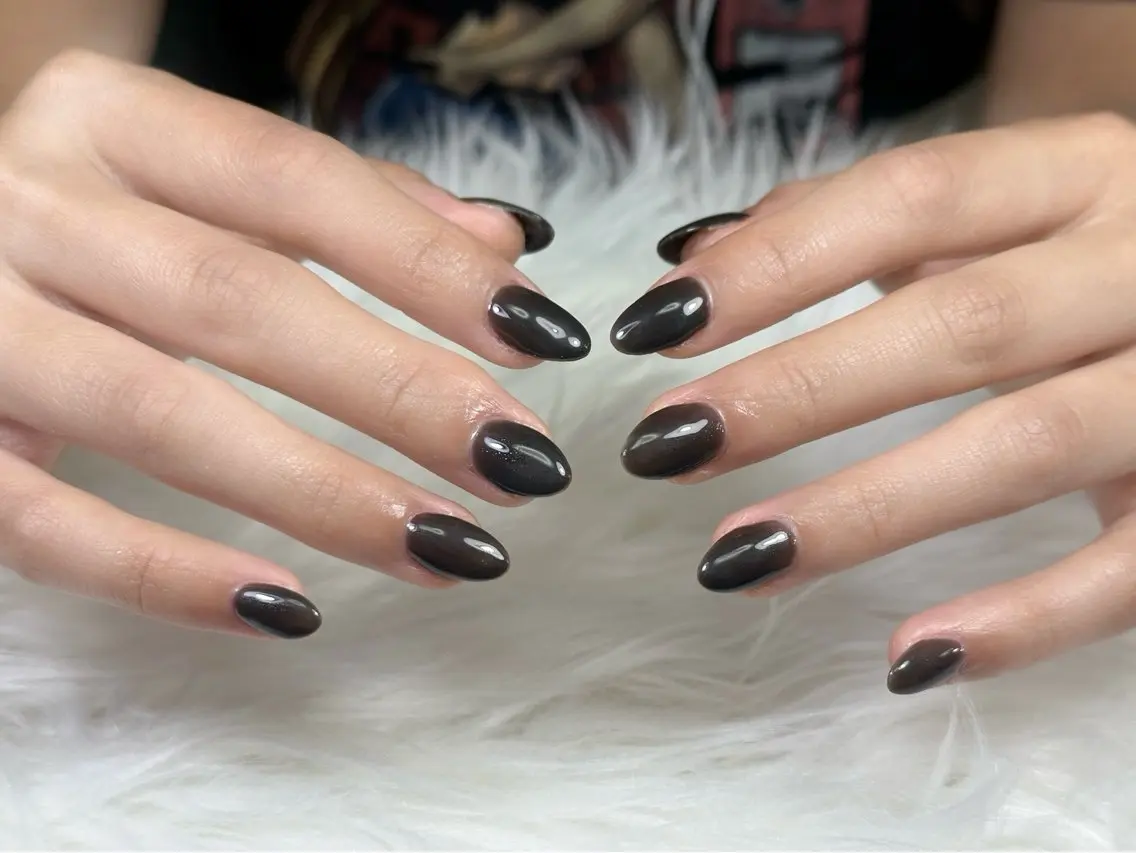 ネイル フットネイル ジェルネイル マグネットネイル 持ち込み ニュアンスネイル ハンドネイル Miri nail salonのネイルデザイン