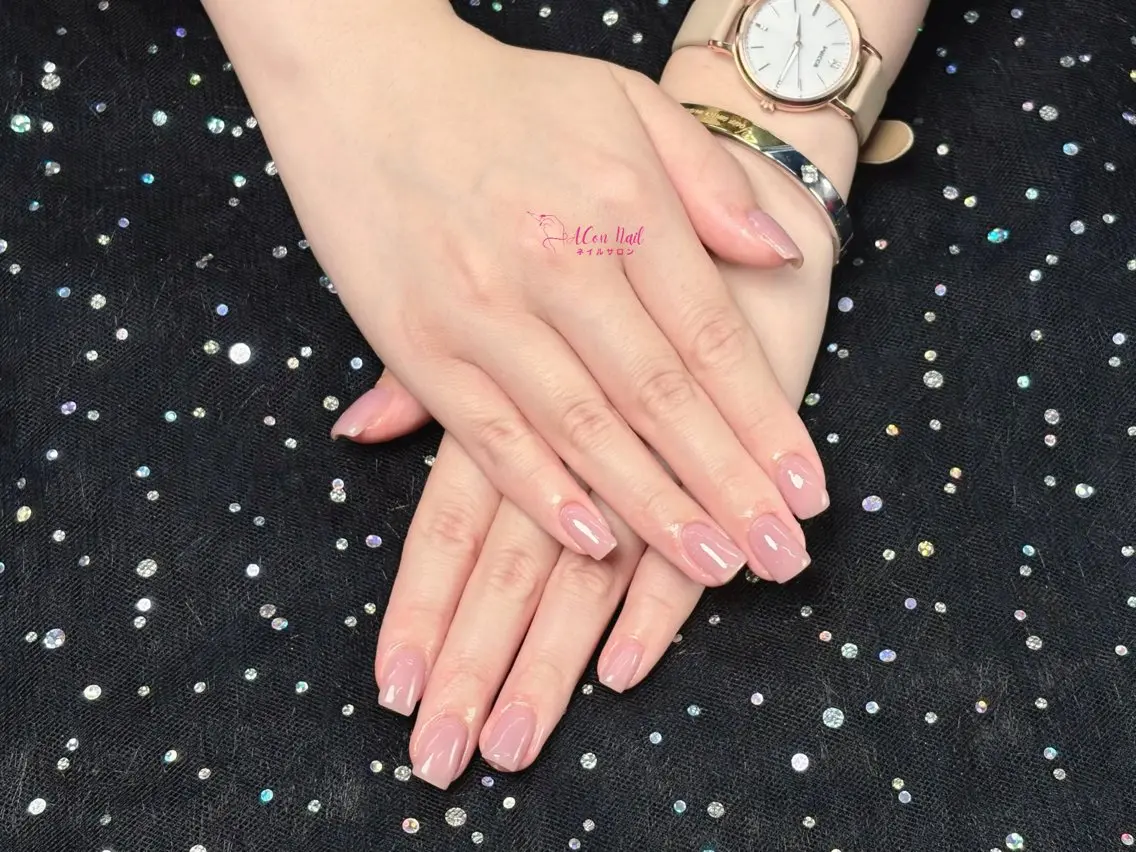 ネイル 桜ネイル 長さ出し フラワーネイル フレンチネイル ジェルネイル ハンドネイル ACon NailSalonのネイルデザイン
