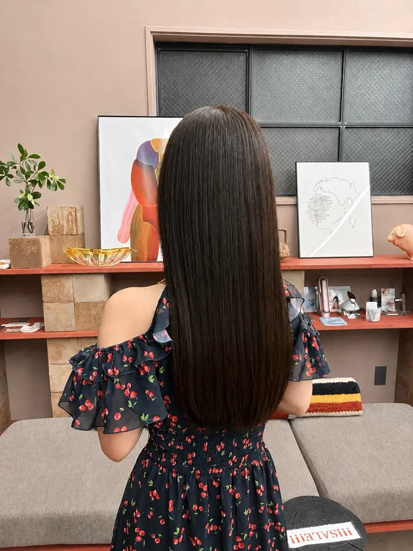 カラー miki / Fēnのヘアスタイル