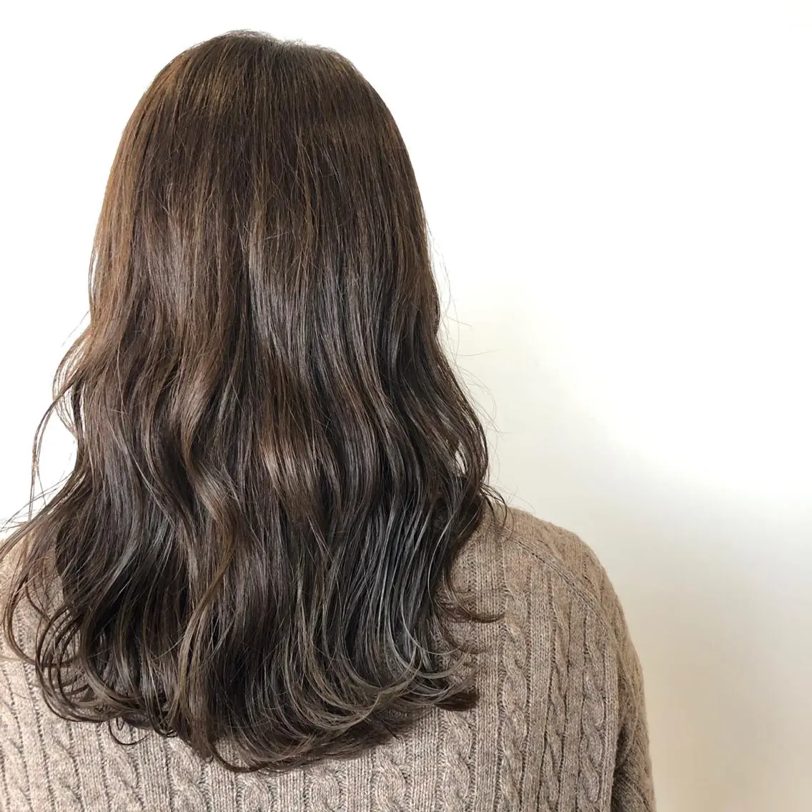 ロング ZAZA ASAMIのヘアスタイル