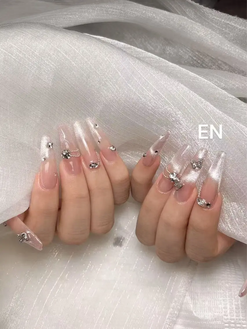 ネイル EN salon yomiのネイルデザイン