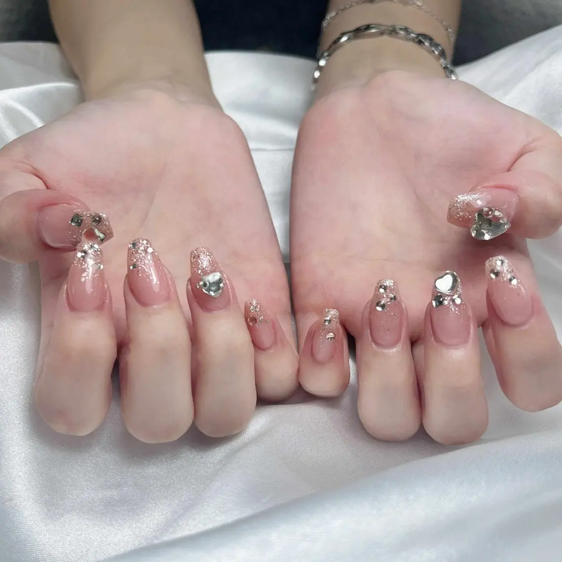 ネイル ハンドネイル フットネイル ハンドケア Jerry Nailのネイルデザイン