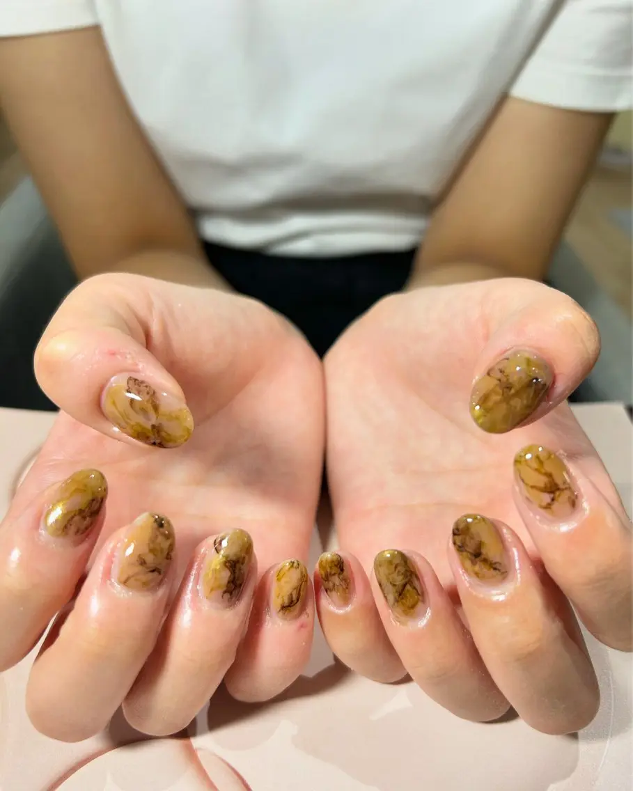 ネイル ニュアンスネイル ハンドネイル 吉野✨ ネイルデザイナー✨のネイルデザイン