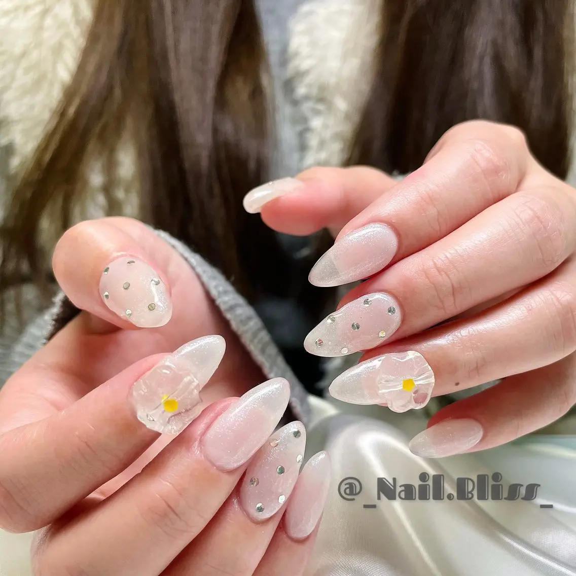 ネイル ドット シンプルネイル ハンドネイル NAIL BLISSのネイルデザイン