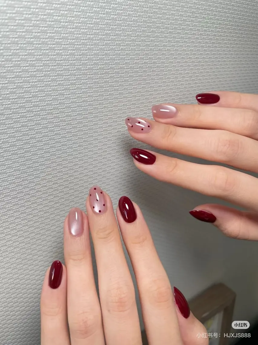 ネイル ロミネイル -リリのネイルデザイン