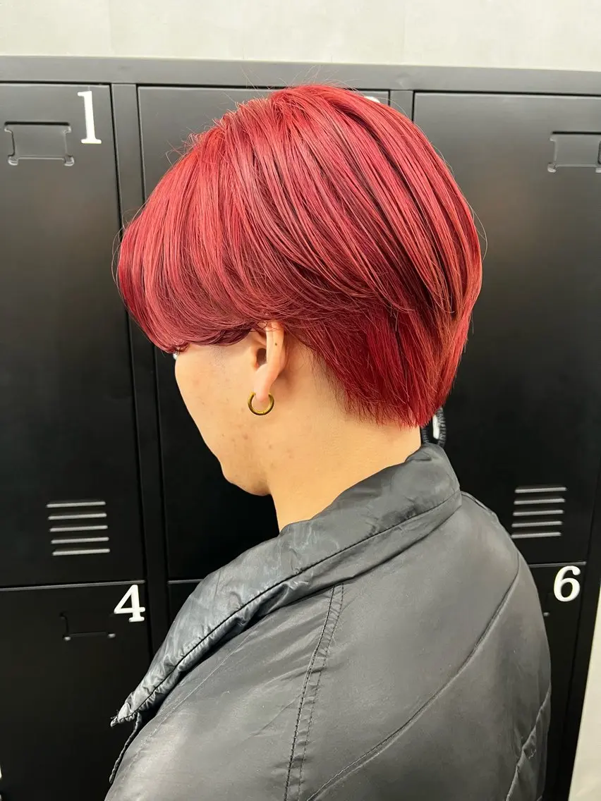 ショート カラー メンズ メンズブリーチ ブリーチ レッドカラー カット ヘアカラー 透明感カラー特化🫧 🦋栗原🦋のヘアスタイル