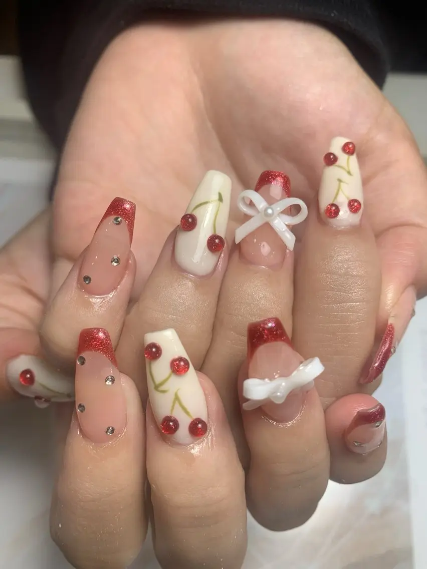 ネイル フレンチネイル ジェルネイル 韓国ネイル マグネットネイル マグネットフレンチ akina nailsのネイルデザイン