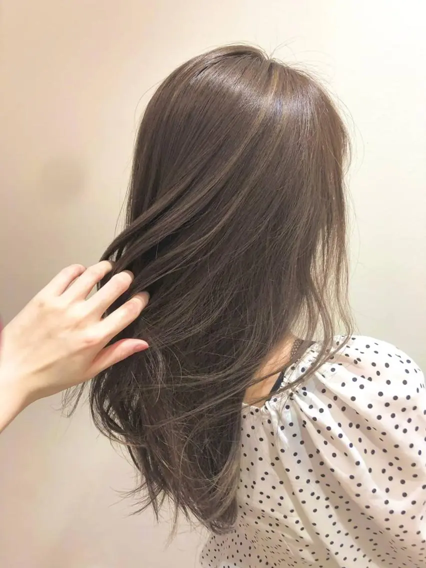 カット➕ダブルカラーオリーブベージュ系➕システムトリートメント🫧の写真