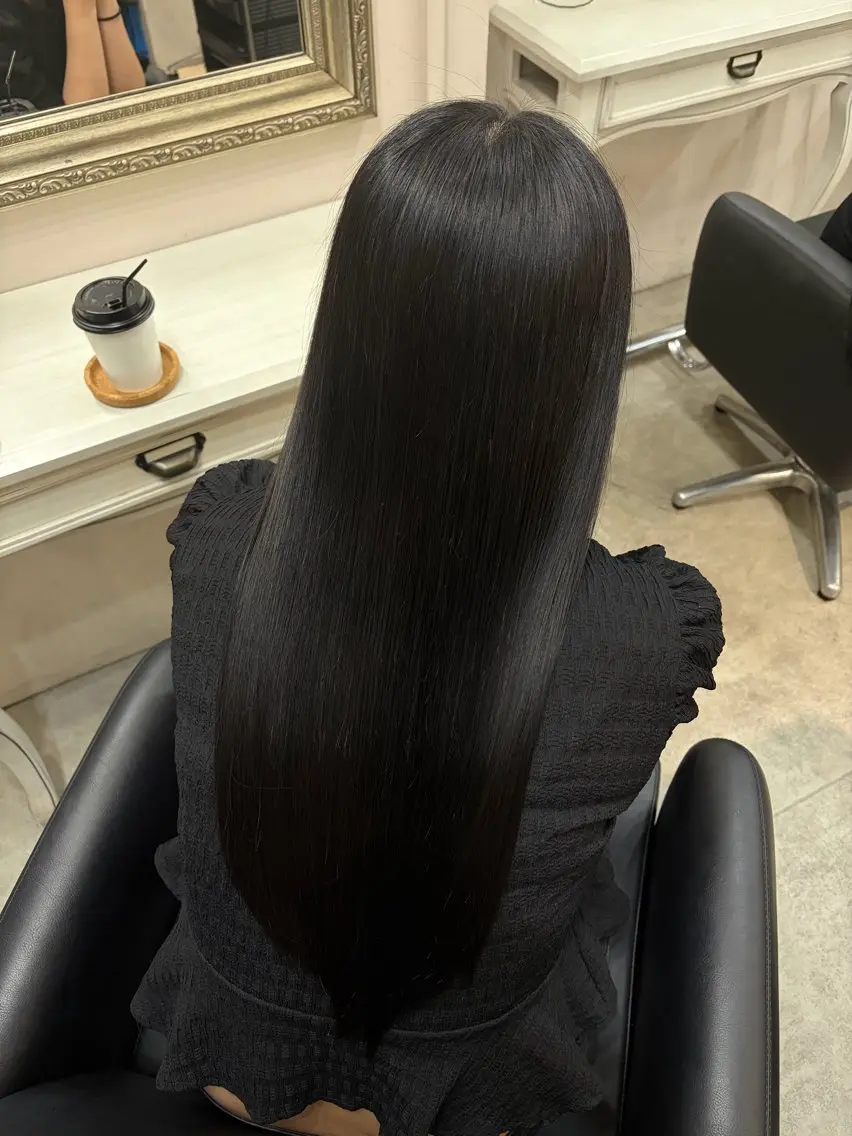 ロング 平井 よし乃のヘアスタイル