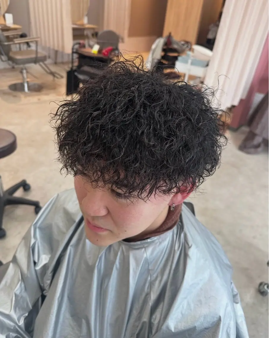 パーマ メンズ 豊岡 藍斗のヘアスタイル