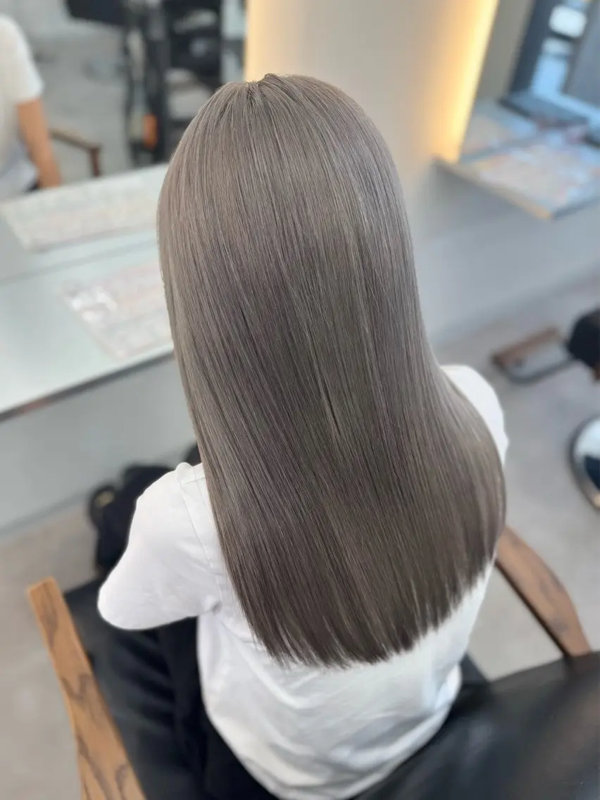 初めてブリーチする方必見❣️エフェクト1ブリーチ+カラー+トリートメント🫧(最高峰ブリーチ)の写真