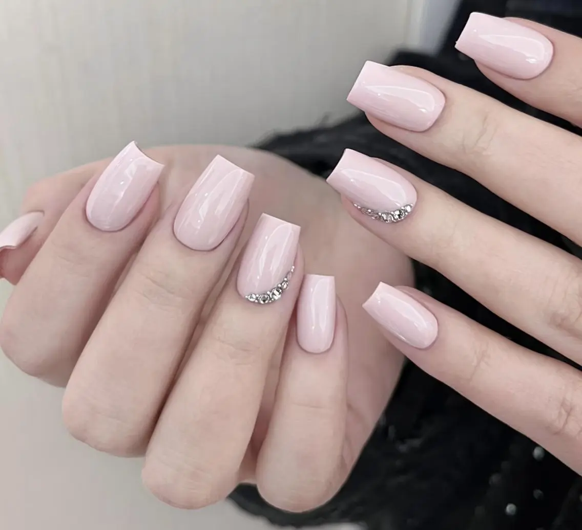ネイル ハンドネイル Kana🌻マツエク &Nailサロン💛のネイルデザイン