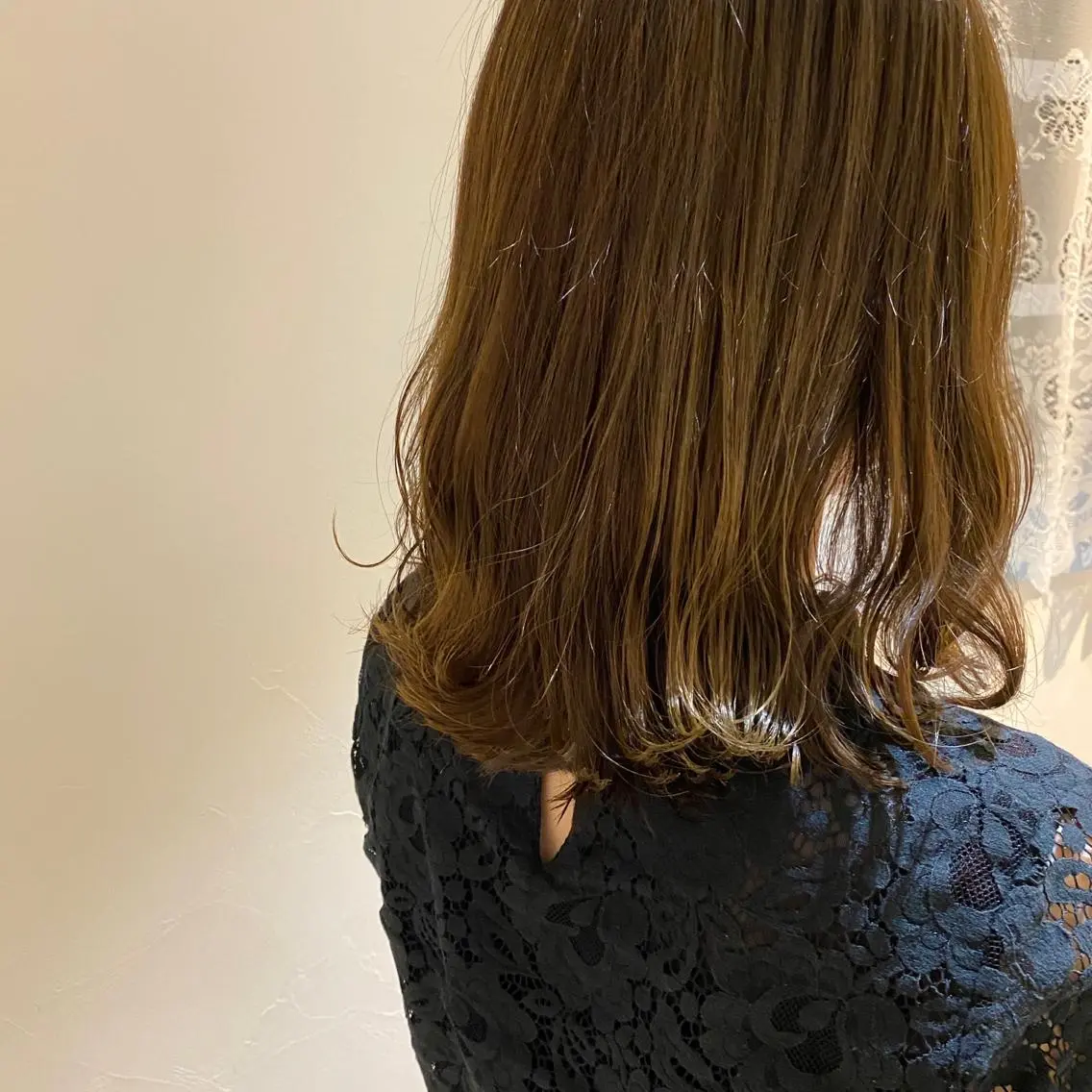 カラー ベージュカラー オリーブベージュ 笹木 琴乃のヘアスタイル