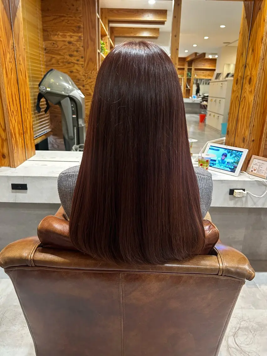 ロング ピンクブラウン adorable 樋口円のヘアスタイル