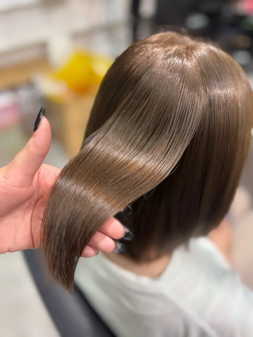 ミディアム アッシュ アッシュブラウン ヘアカラー トリートメント 𝓛𝓪𝓹𝓲𝓼 𝓨̆̈𝓾𝓲のヘアスタイル