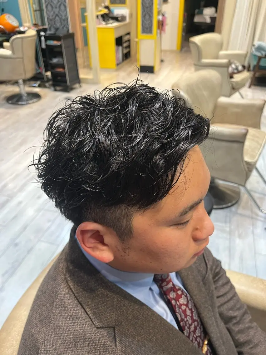 パーマ メンズ メンズパーマ 刈り上げ ニュアンスパーマ カット パーマ 塚崎 日和のヘアスタイル