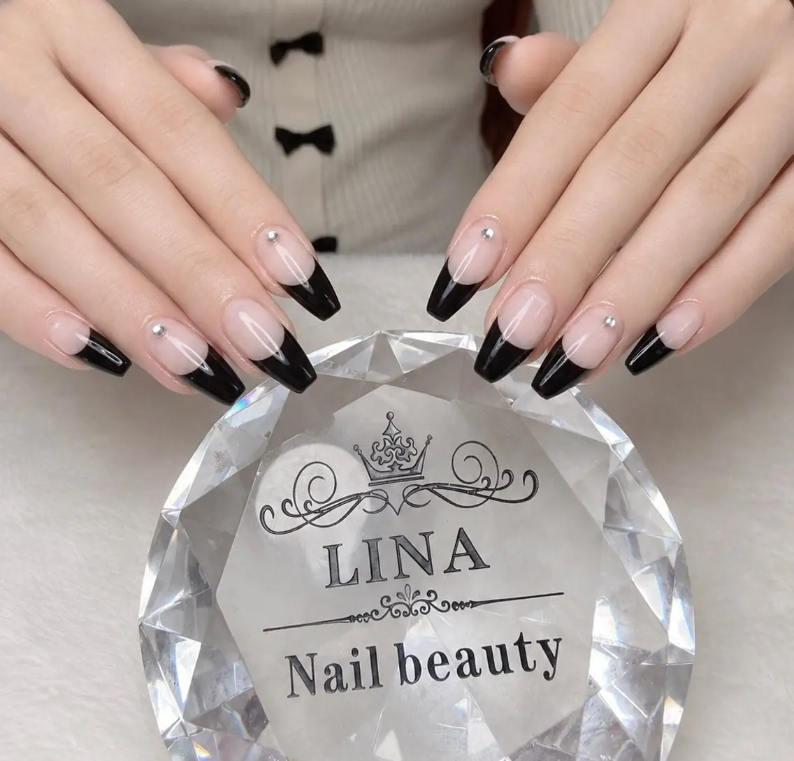 ネイル フレンチネイル 韓国ネイル ワンホンネイル Lina  nail beautyのネイルデザイン