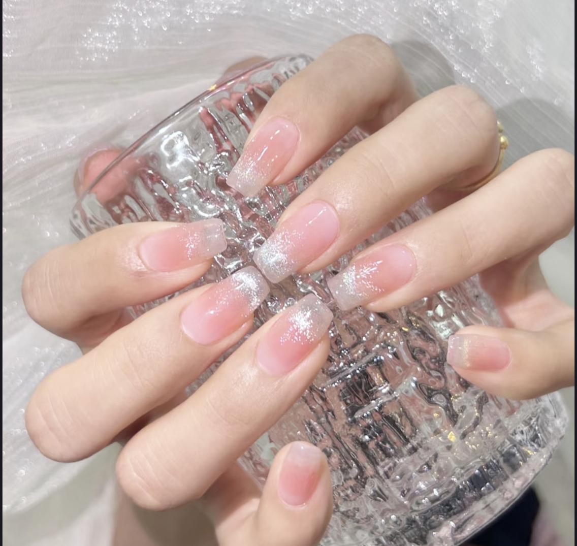ネイル エリ🫧 nail池袋東口のネイルデザイン
