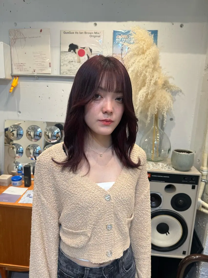 ミディアム カラー ブリーチ ケアブリーチ 黒田 千晴のヘアスタイル