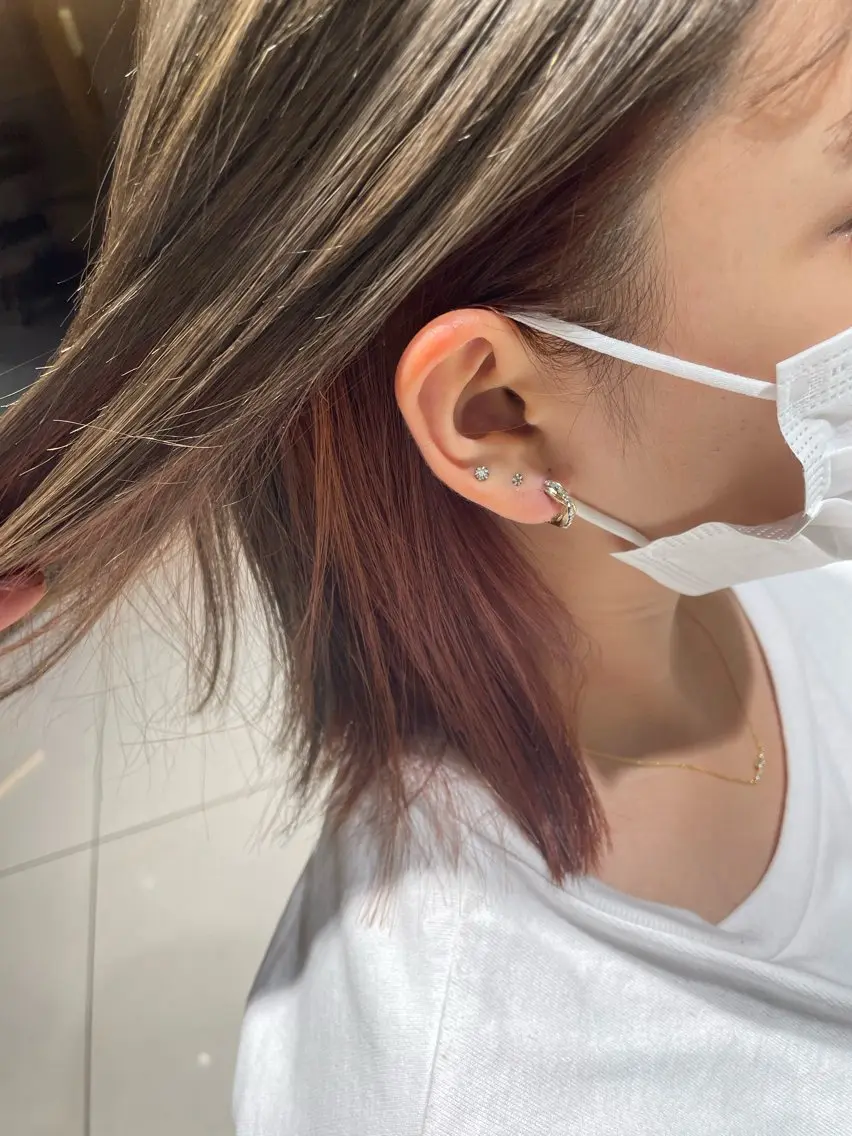 ミディアム カラー カット ヘアカラー deseo 透明色艶カラーツバサのヘアスタイル