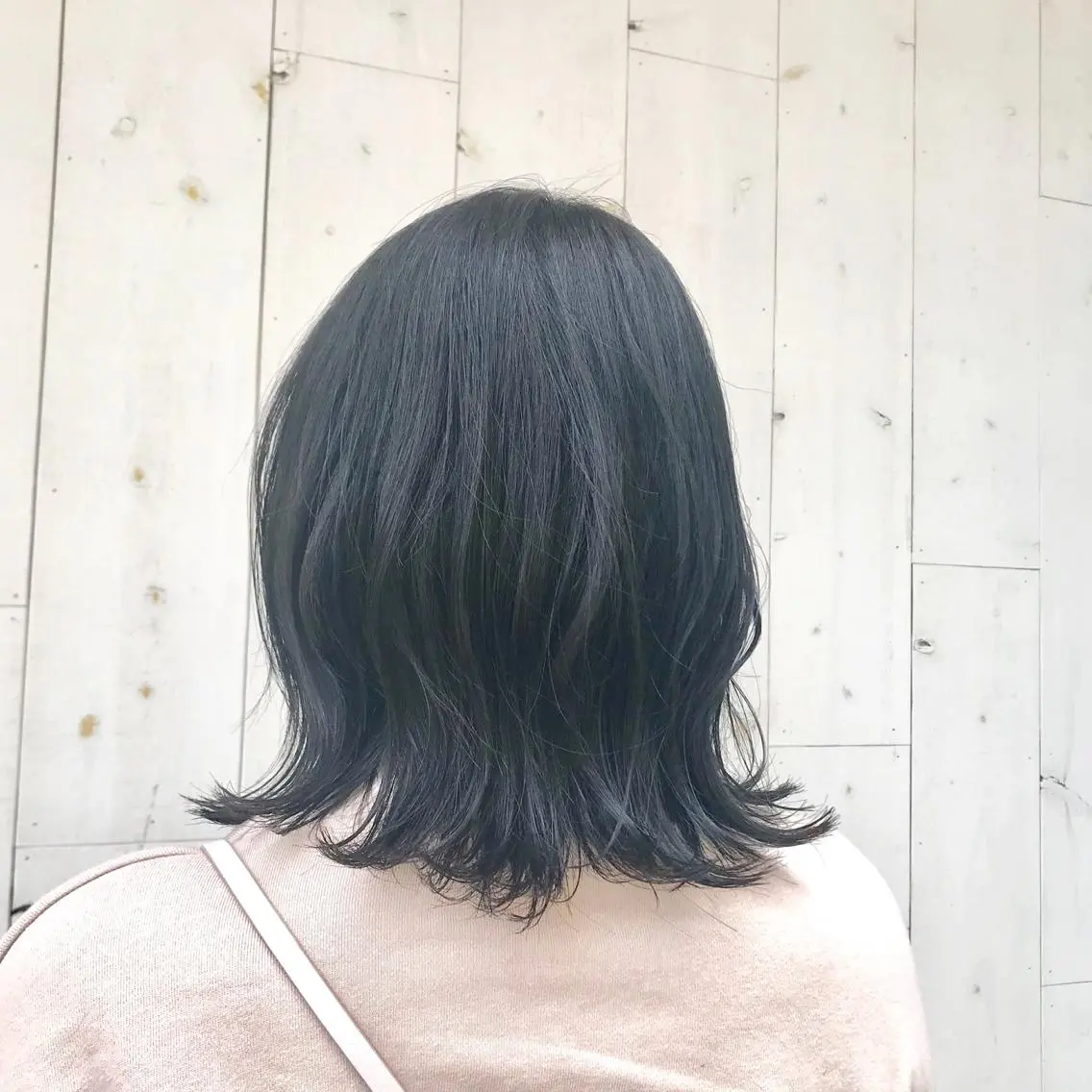 ショート カラー ブルーカラー ブルージュ 透明感カラー カット ヘアカラー トリートメント 長尾 桃佳のヘアスタイル