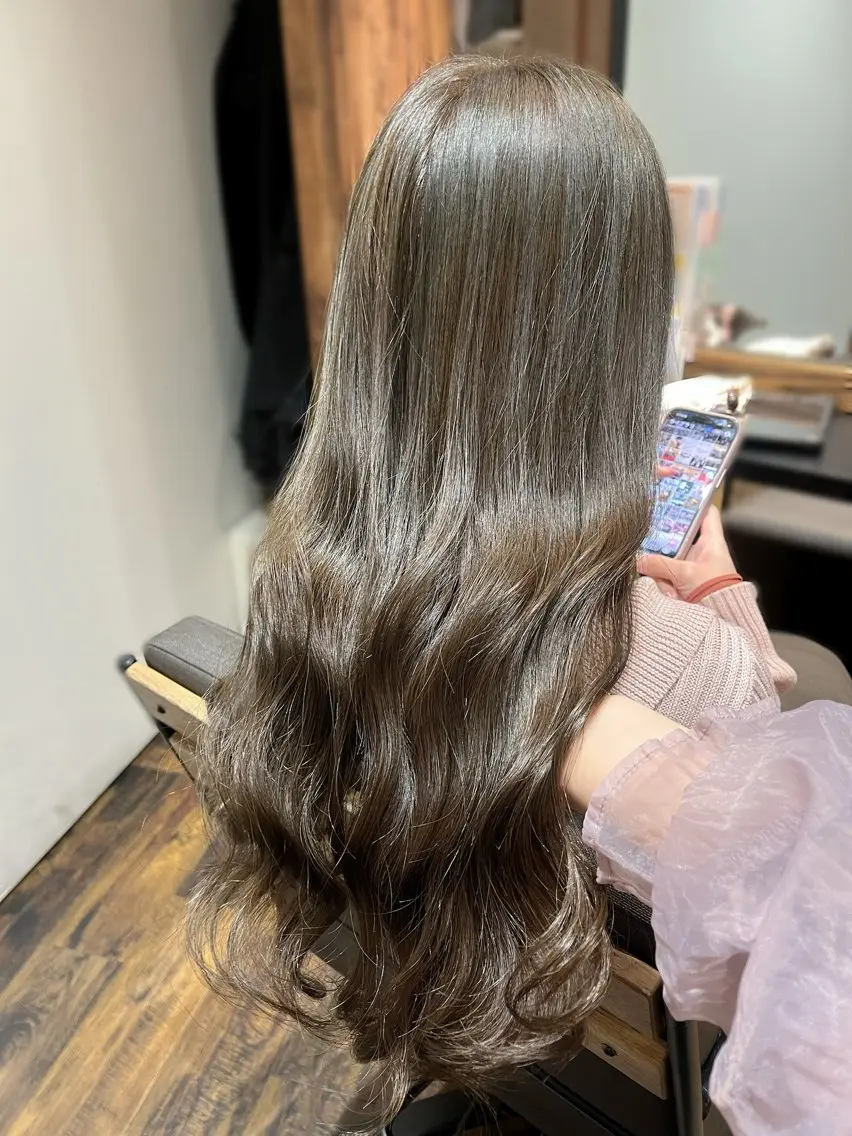 ロング カラー ヘアアレンジ ベージュカラー オリーブベージュ 赤羽Gardenia 🌸ayame🌸のヘアスタイル