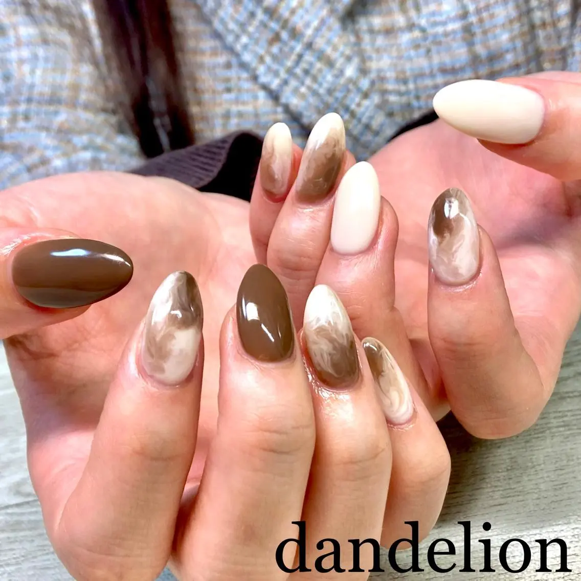 ネイル ハンドネイル ハンドケア dandelion ダンデライオンのネイルデザイン