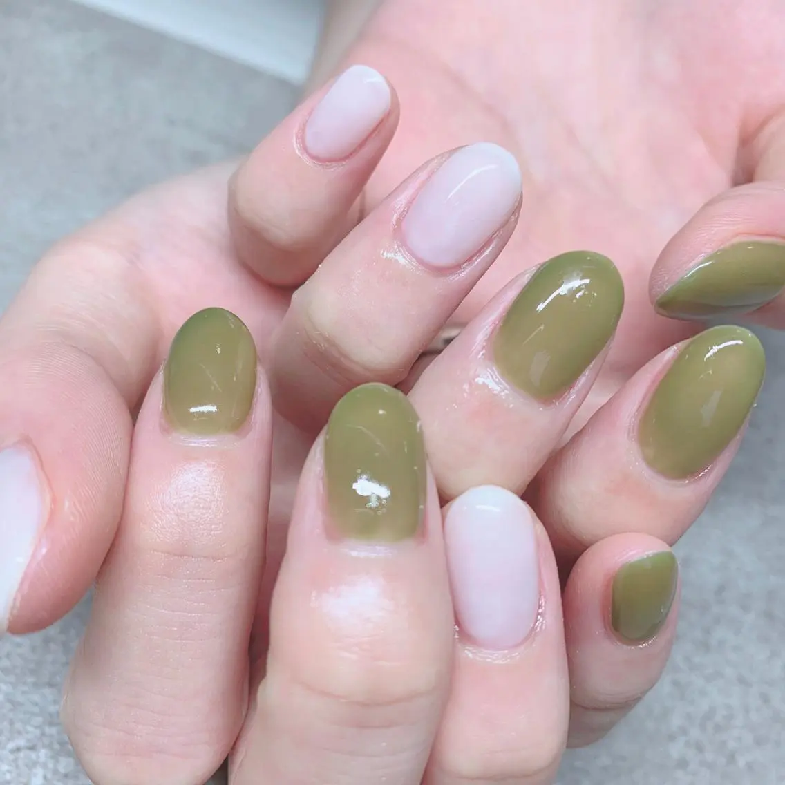 カラー ネイル ハンドネイル Cozy_ ilumのネイルデザイン