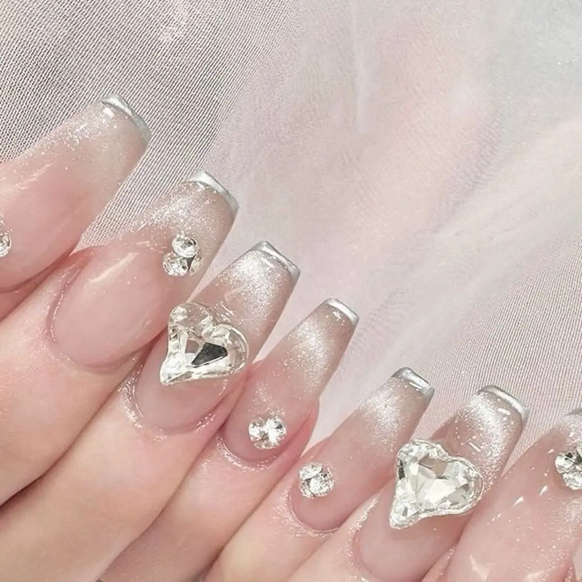 ネイル 長さ出し フレンチネイル グラデーション 卒業式 マグネットネイル ハンドネイル MIHANA NAILのネイルデザイン