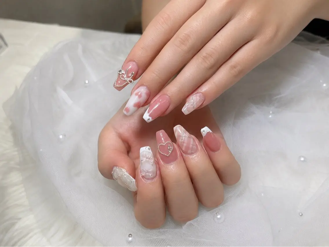 ネイル ハンドネイル YMT__ Nailsのネイルデザイン