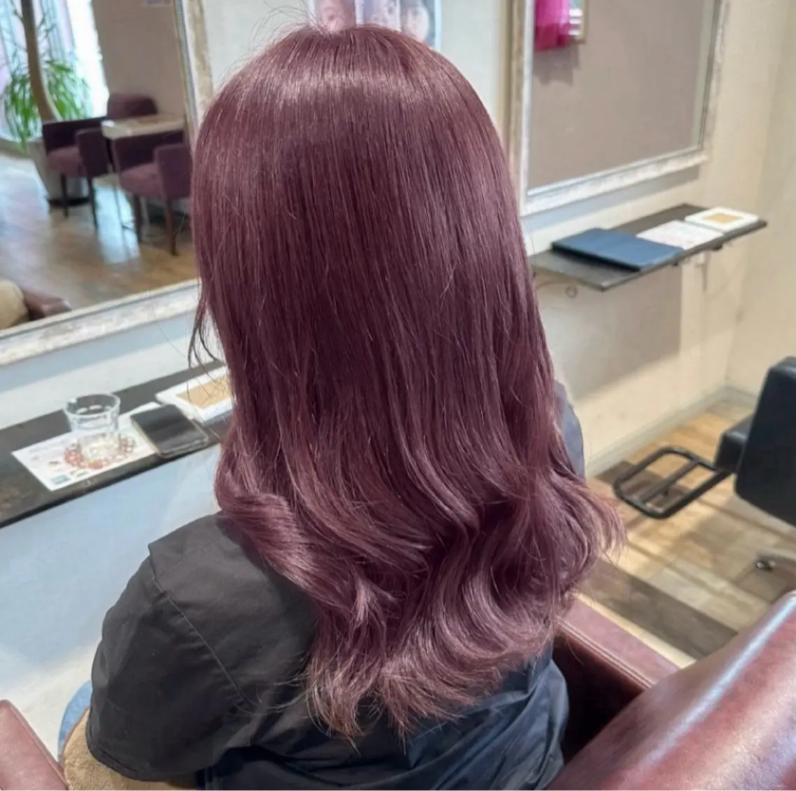 セミロング カラー 柔らかいbeige ¦韓国¦🩰マユ🩰のヘアスタイル