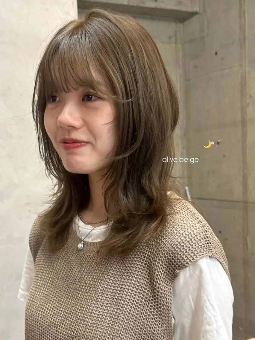 ミディアム カラー カット ヘアカラー トリートメント 暖色カラー/レイヤー 🌙 オノユリカのヘアスタイル