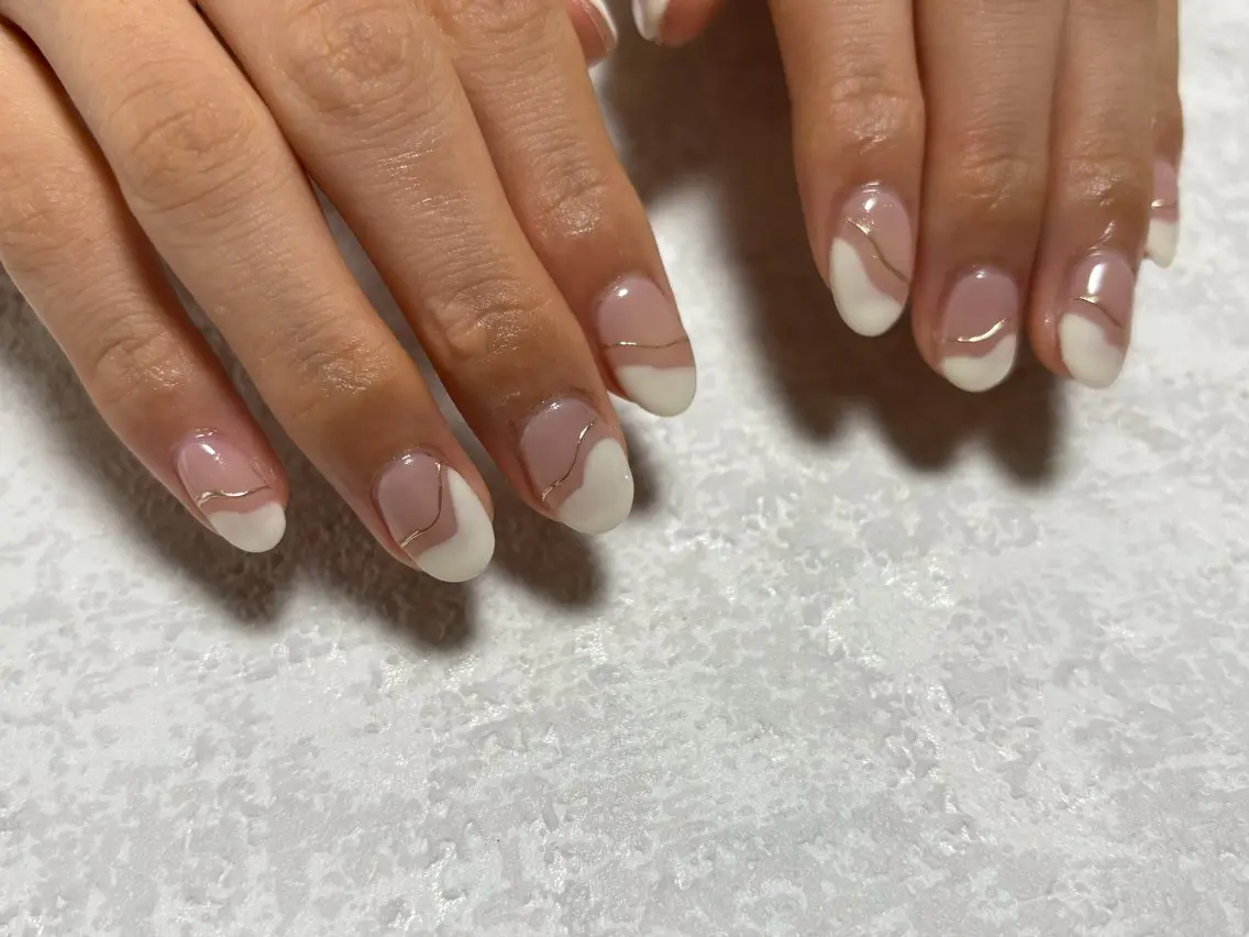 ネイル オーロラネイル フットネイル フレンチネイル ジェルネイル 韓国ネイル ハンドネイル kiki nail &brow二子玉川のネイルデザイン
