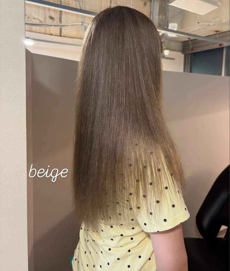 ロング カラー ヘアカラー abe yuikaのヘアスタイル