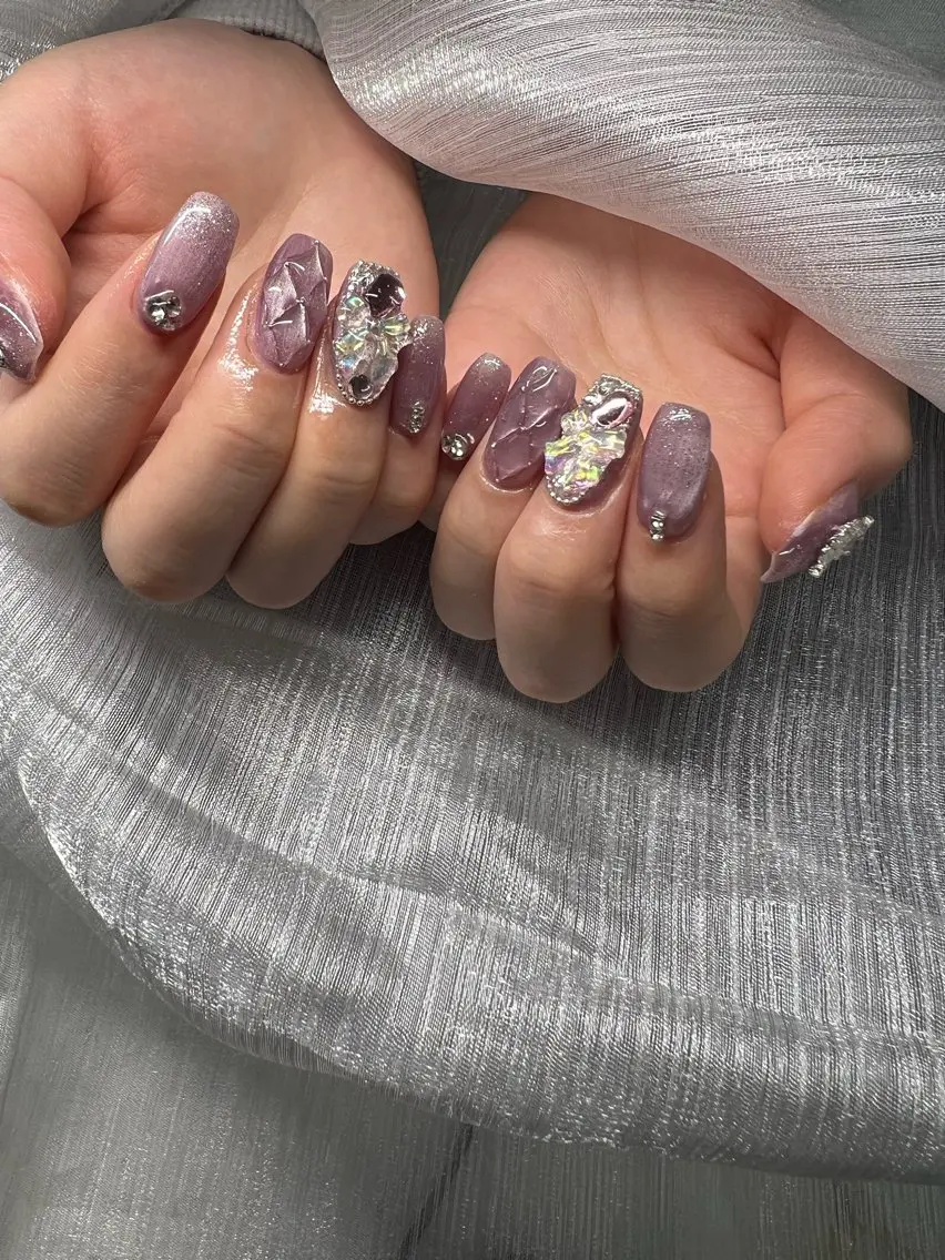 ネイル オーロラネイル チークネイル 長さ出し フットネイル フレンチネイル ハンドネイル Lee Nailsのネイルデザイン