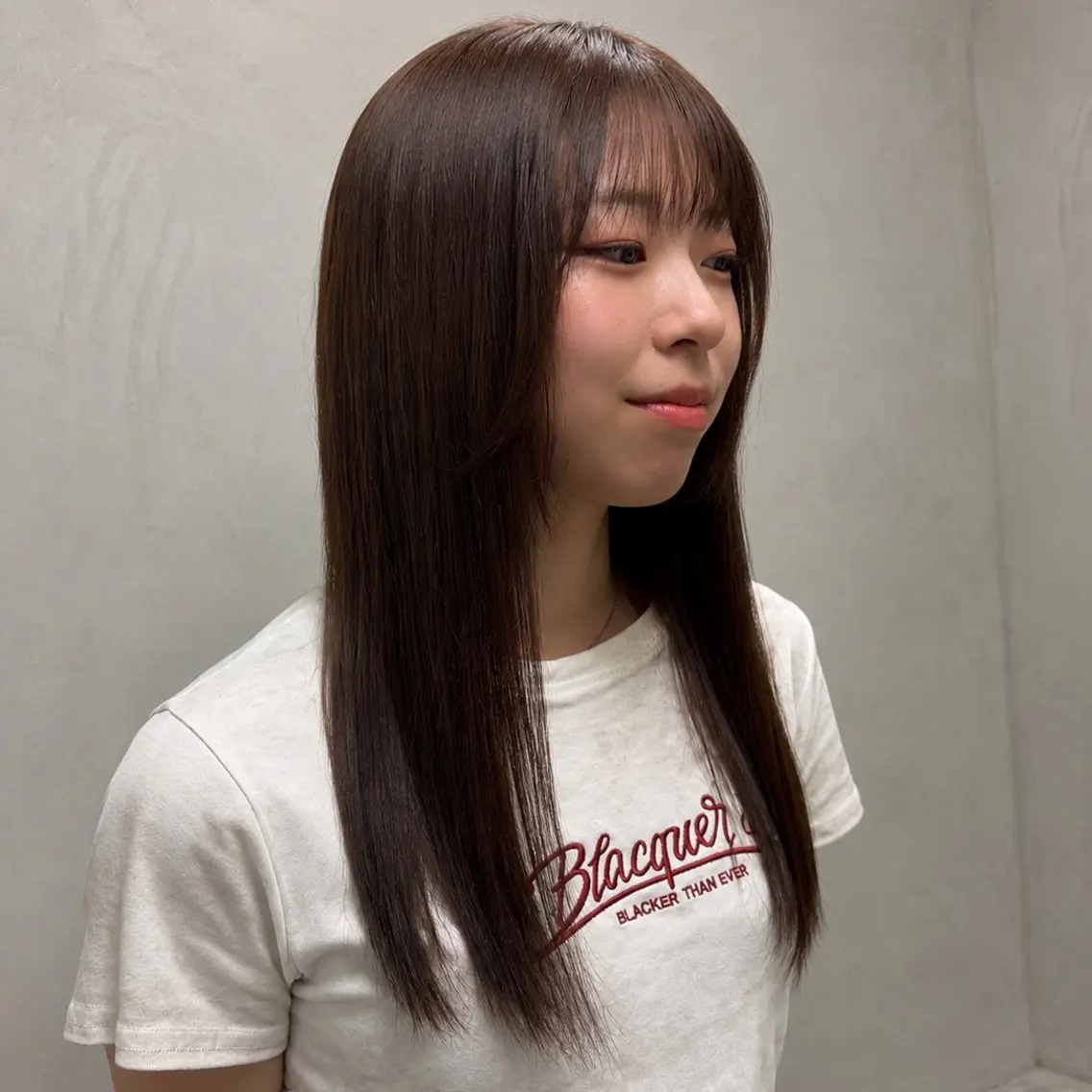 ロング momoka｜ 透明感カラーのヘアスタイル