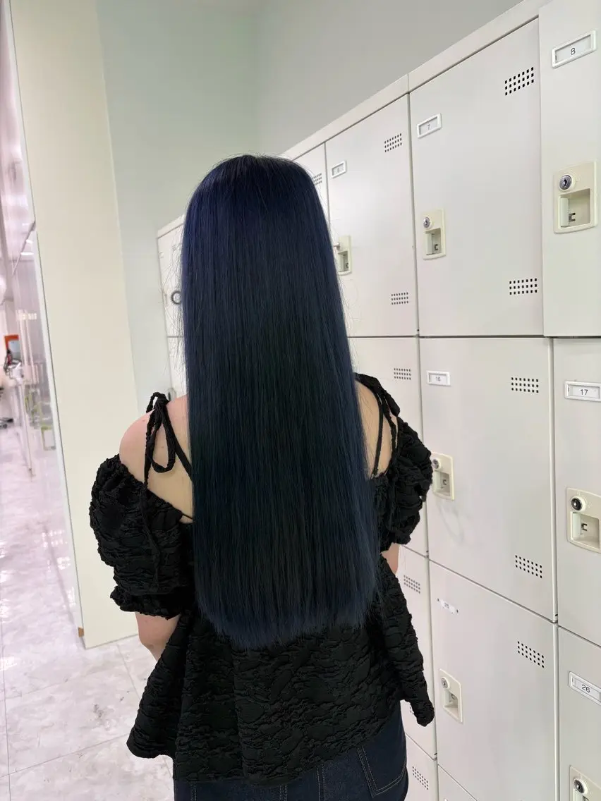 ロング カラー ヘアカラー 野口 楓華のヘアスタイル