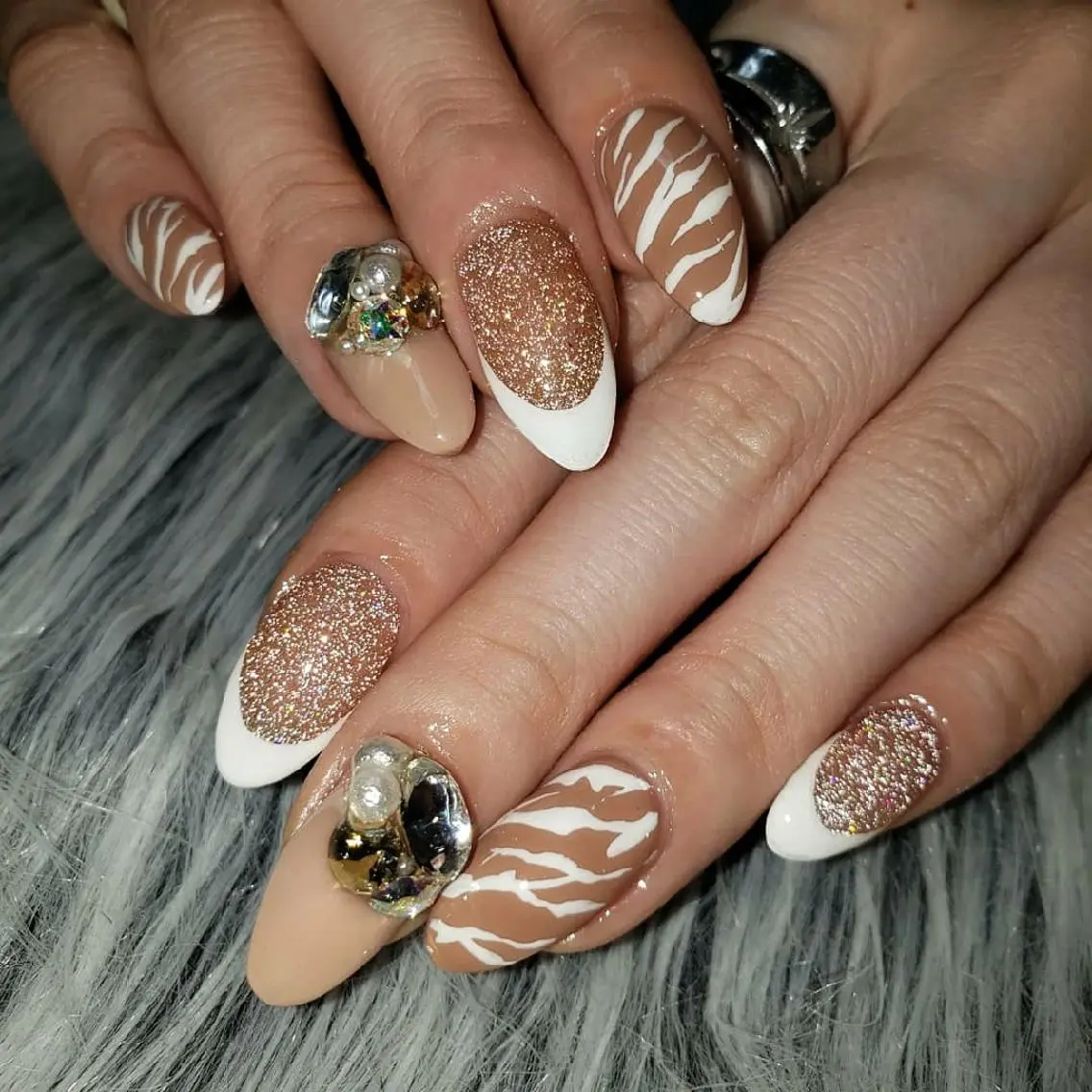 ネイル アニマル柄 フラッシュネイル フレンチネイル Nail salon Coco【溝の口駅】のネイルデザイン