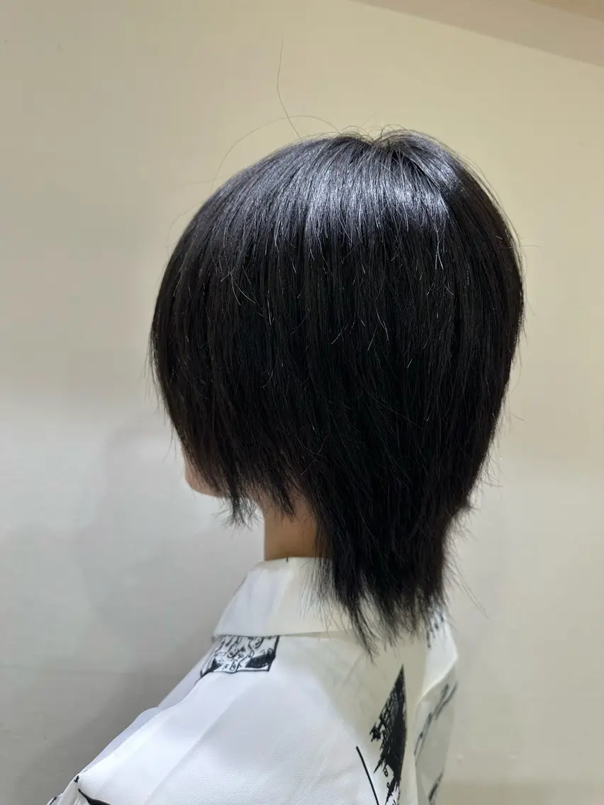 ショート ショートヘア ウルフカット 伊藤 旭華のヘアスタイル