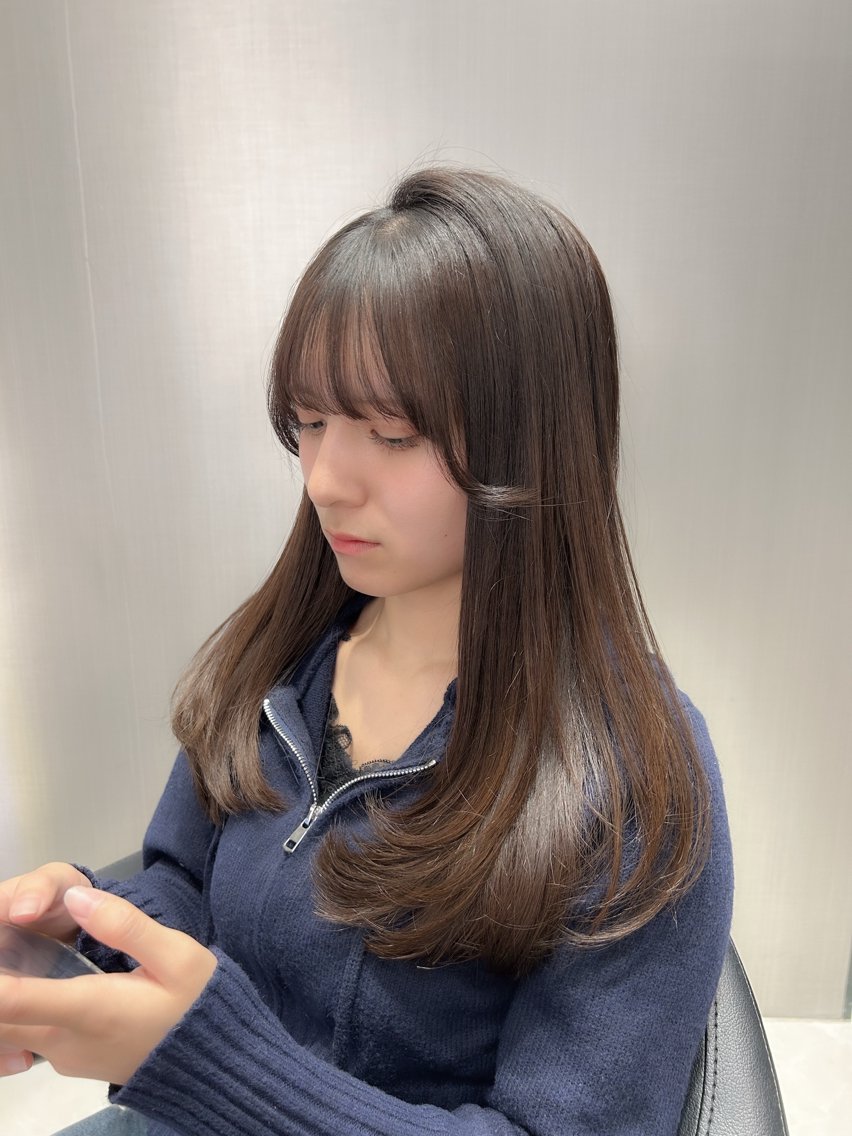 ロング レイヤーカット カット 中村 夢咲のヘアスタイル