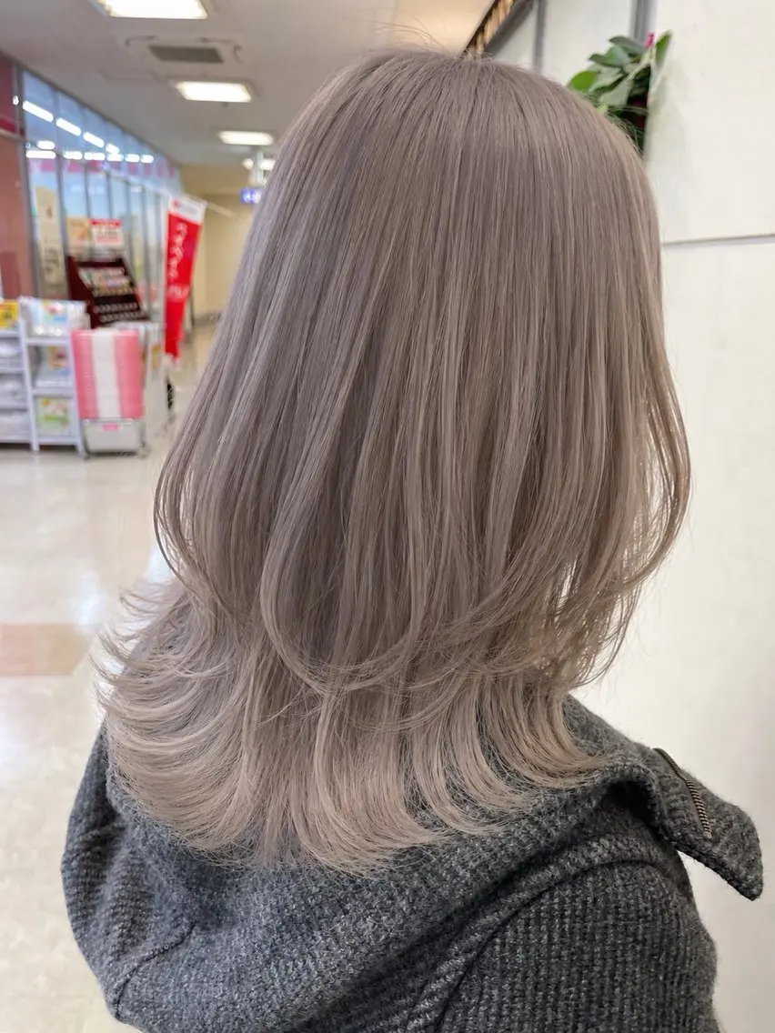 ミディアム ヘアカラー トリートメント 髪にも財布にも優しい /Yuta🫧のヘアスタイル