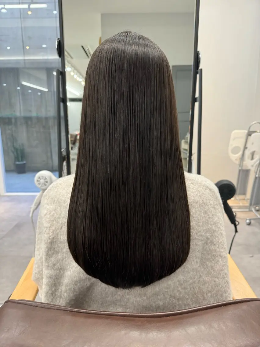 ロング 縮毛矯正 宇田川 結菜のヘアスタイル