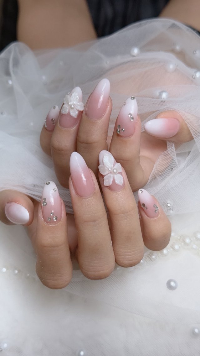 ネイル Crystal Nailのネイルデザイン