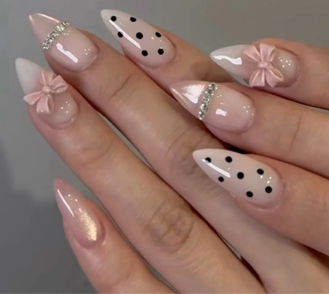 ネイル MoonHi Nail 朝霞台のネイルデザイン
