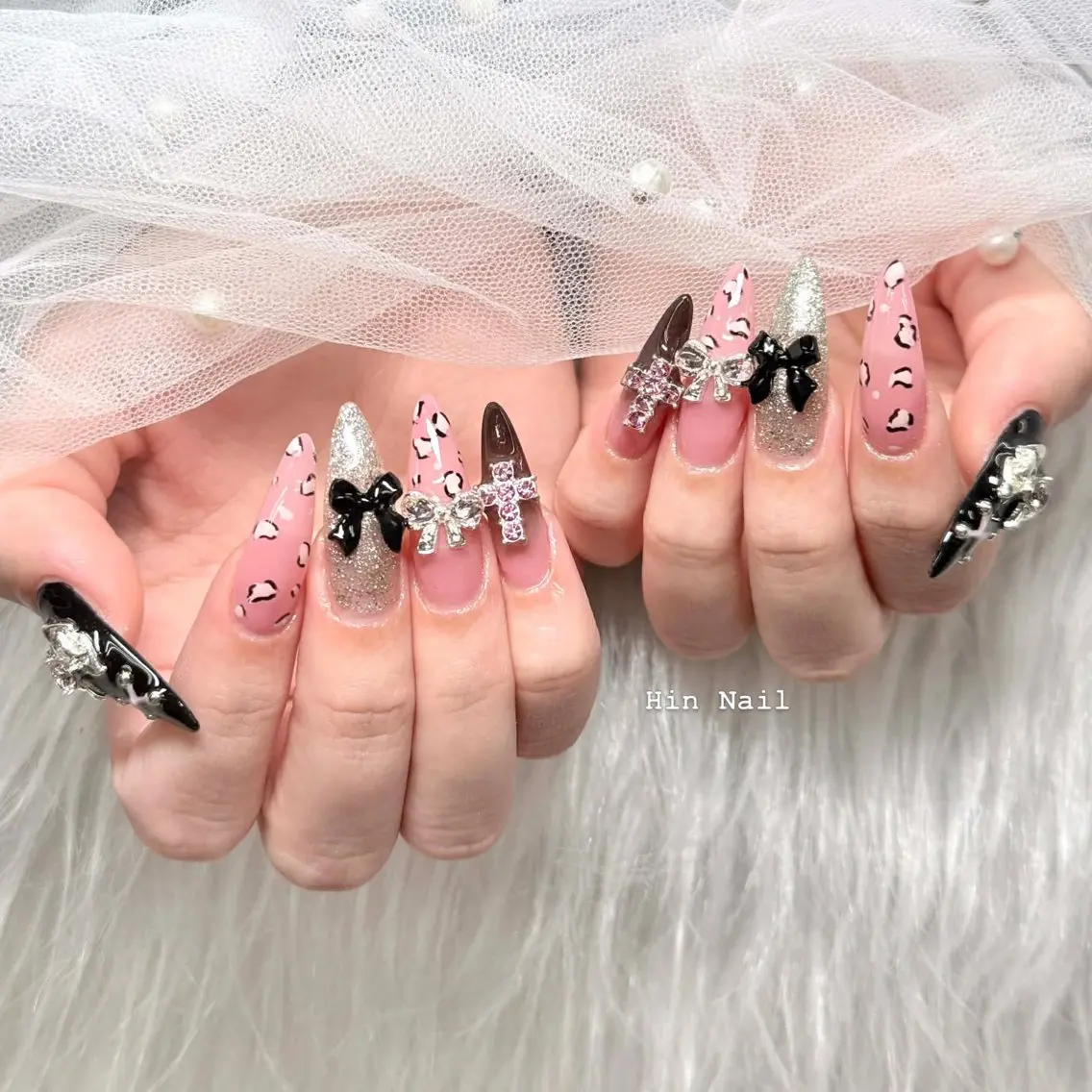 ネイル ハンドネイル HIN NAILのネイルデザイン