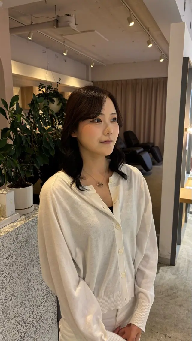 ミディアム カラー ヘアカラー 吉丸 涼花のヘアスタイル