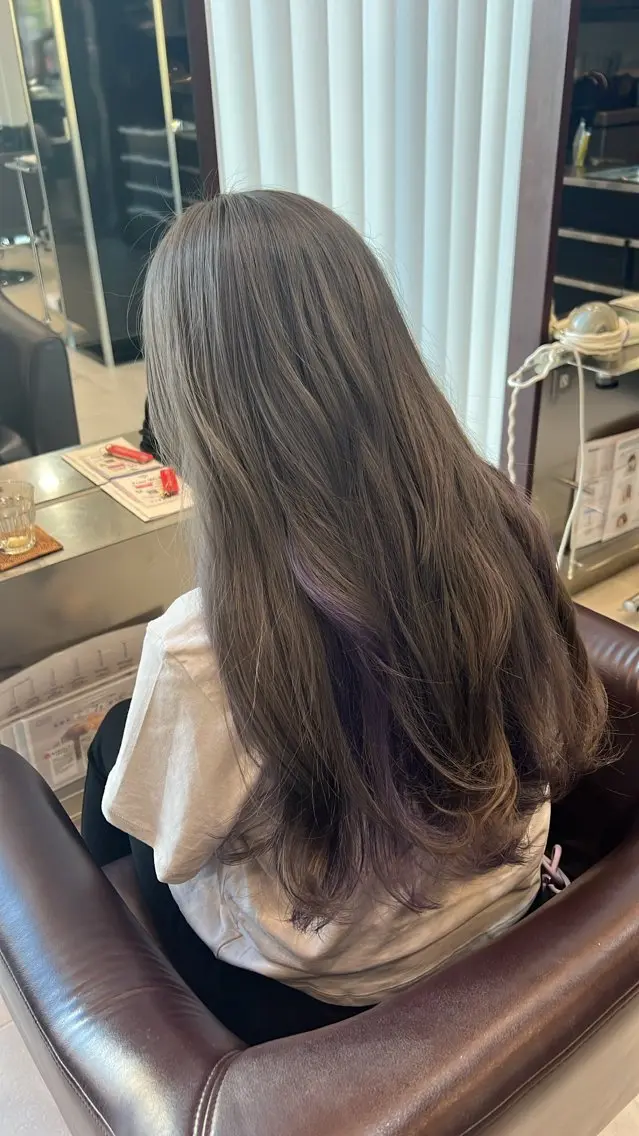ロング カラー インナーカラー 南 妃那のヘアスタイル