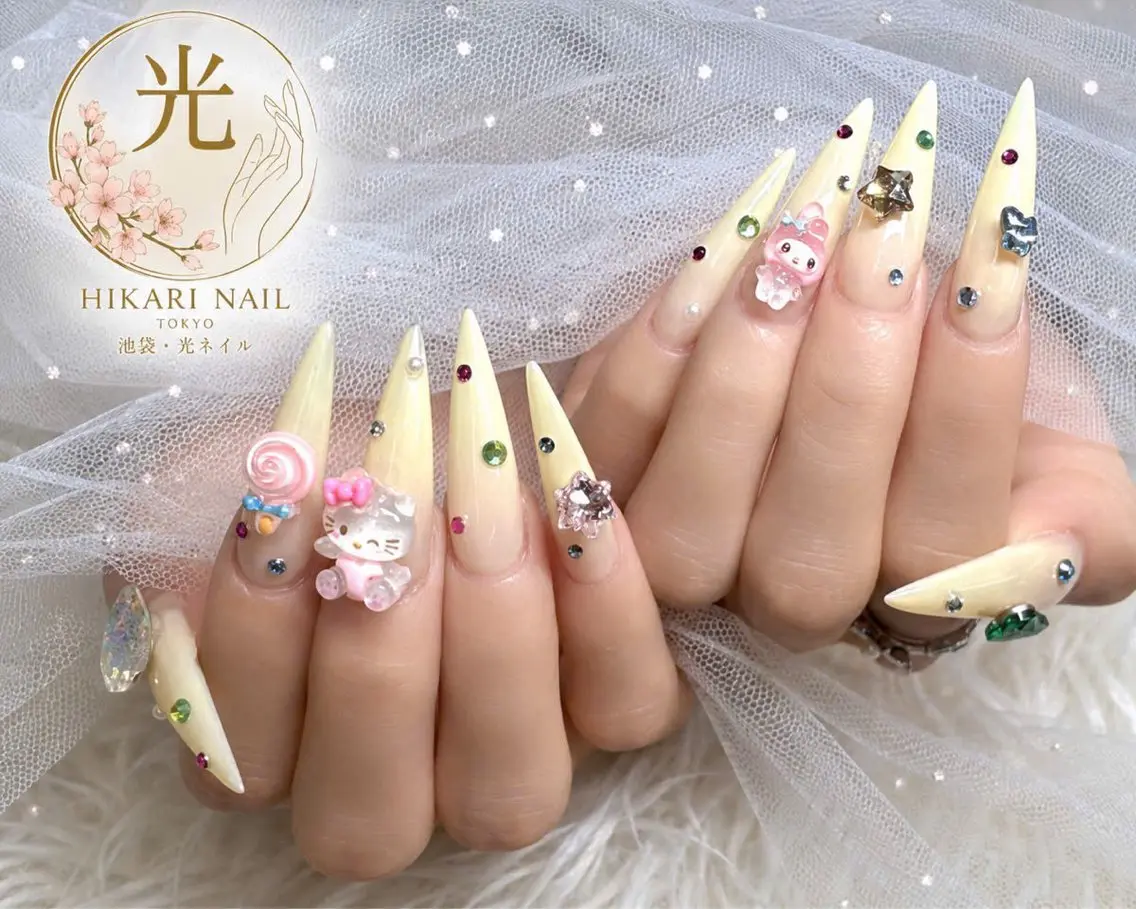 ネイル チークネイル 長さ出し フレンチネイル ガーリー ハート ハンドネイル HikariNail Ikebukuroのネイルデザイン