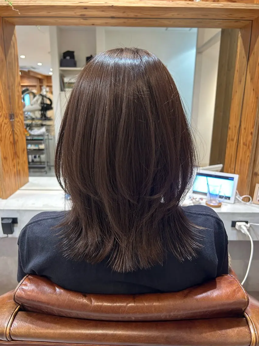 ミディアム レイヤーカット adorable 樋口円のヘアスタイル